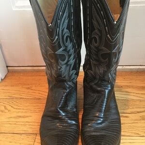 Vintage DAN POST Men's Black Leather Cowboy Boots with Stitching; Size 9